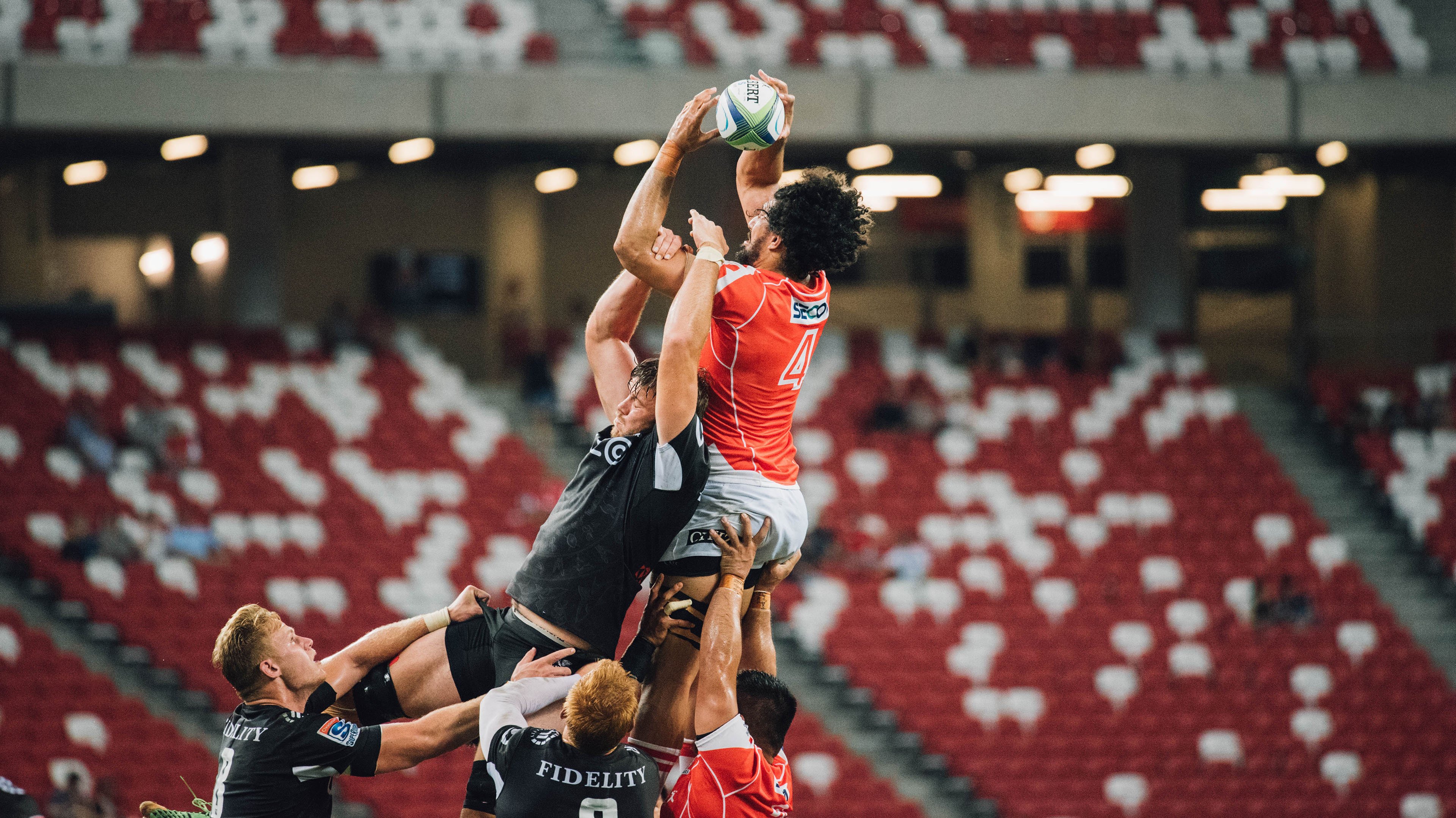 西甲官方举办足球节，推动青少年普及足球运动，足球比赛西甲